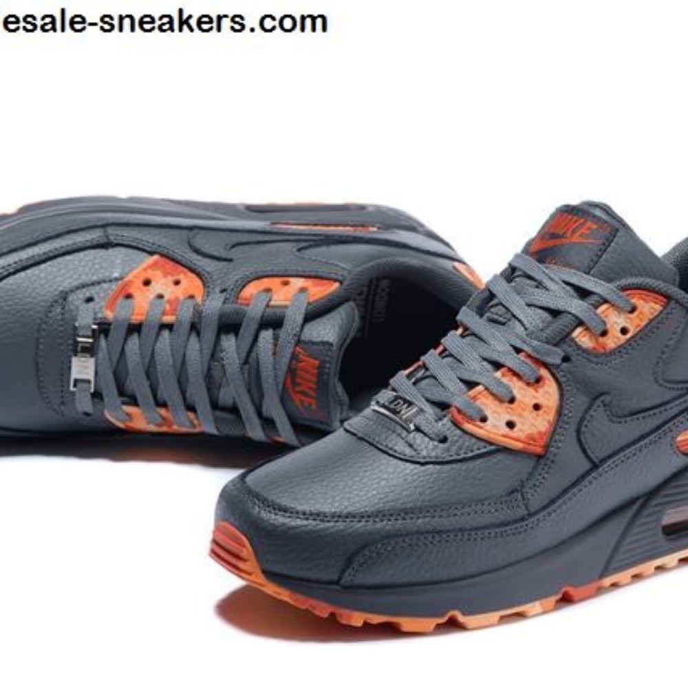 sneakers NIKE for man and woman sports